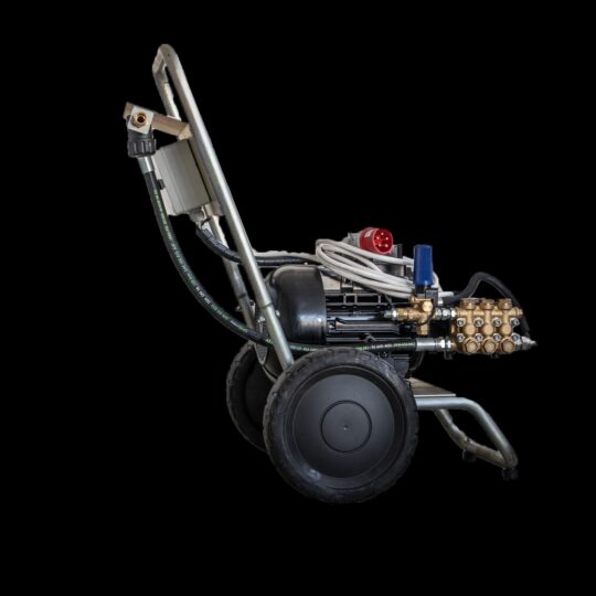 Aparat de spalat cu apa cu presiune 1820-M