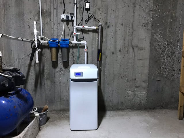 Dedurizator cabinet 30 litri cu regenerare automata si microprocesor - imagine 8